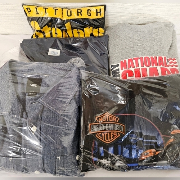 Mystery Five Piece Bundle Box Deal Set in Men's Size Large - Picture 2 of 2